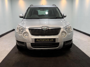 2010 Skoda Yeti 1.2 Tsi Se DSG Euro 5 5dr in Silver — image 4