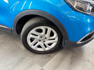 2016 Renault Captur 0.9 Tce Energy Dynamique Nav SUV 5dr Petrol Manual Euro 6 (s/s) (90 Ps) in Blue — image 2