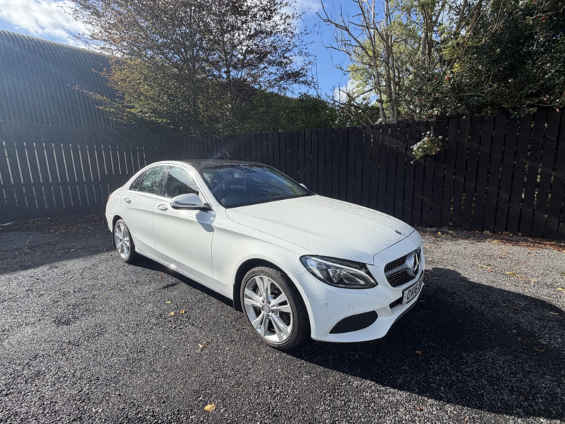 2016 Mercedes-Benz C Class 2.0 C350e 6.4kwh Sport in White — image 1