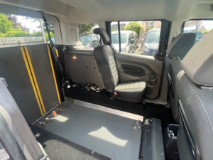 2019 Ford Tourneo Connect 1.5 Ecoblue Titanium in Blue — image 6