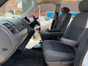 2012 Volkswagen Caravelle 2.0 Tdi Bluemotion Tech Se DSG Euro 5 (s/s) 5dr in Silver — image 4