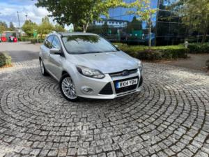 2014 Ford Focus 1.6 Tdci Zetec Euro 5 (s/s) 5dr in Silver — image 6