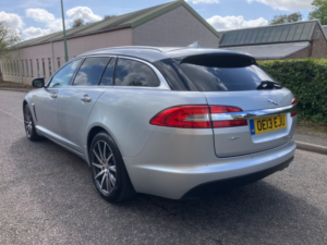 2013 Jaguar Xf 2.2d Premium Luxury Sportbrake 5dr Diesel Auto Euro 5 (s/s) (200 Ps) in Silver — image 5