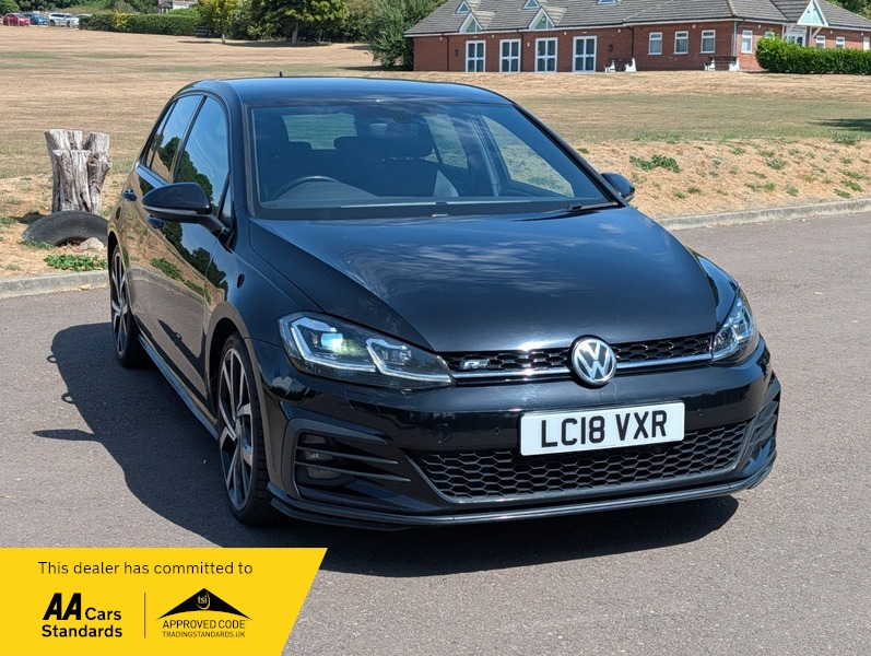 2018 Volkswagen Golf R-Line Tdi Bluemotion Technology DSG in Black — image 1