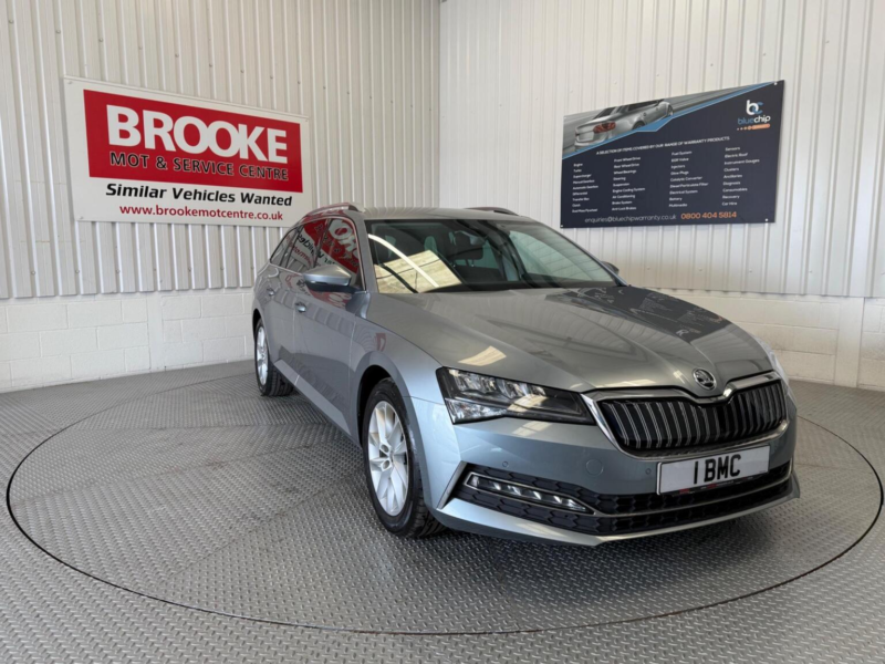 2020 Skoda Superb 1.4 Tsi Iv 13kwh Se Technology DSG Euro 6 (s/s) 5dr in Grey — image 1