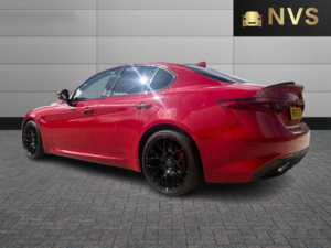 2017 Alfa Romeo Giulia 2.2 Giulia E6b 2.2 Turbo Diesel 180hp Speciale in Red — image 5