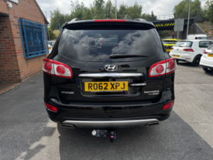2012 Hyundai Santa Fe 2.2 Crdi Premium in Black — image 5