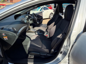 2015 Honda Civic 1.8 I-Vtec Sport Auto Euro 6 5dr in Silver — image 4