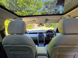 2016 Land Rover Discovery Sport 2.0 Discovery Sport Se Tech Td4 Auto 4WD 5dr in Grey — image 3