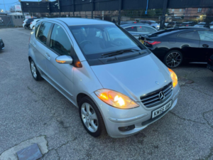2006 Mercedes-Benz A Class 1.5 A150 Avantgarde Se 5dr in Silver — image 3
