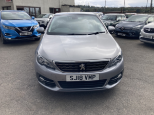 2018 Peugeot 308 1.2 Puretech Allure in Grey — image 2