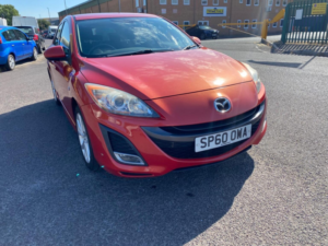 2010 Mazda Mazda3 1.6 Takuya Euro 5 5dr in Red — image 2