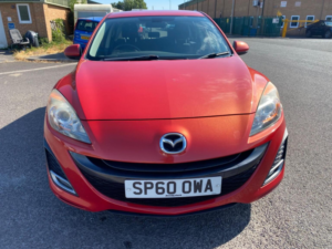 2010 Mazda Mazda3 1.6 Takuya Euro 5 5dr in Red — image 3