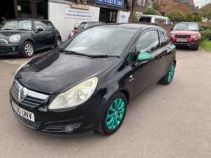 2010 Vauxhall Corsa 1.2 I 16v Energy * Alloys * Privacy Glass * Full Service History * Low Mileage * in Black — image 4