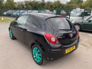 2010 Vauxhall Corsa 1.2 I 16v Energy * Alloys * Privacy Glass * Full Service History * Low Mileage * in Black — image 6