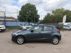 2016 Mazda Mazda2 1.5 Skyactiv-G Se-L Euro 6 (s/s) 5dr in Grey — image 3