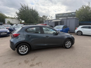 2016 Mazda Mazda2 1.5 Skyactiv-G Se-L Euro 6 (s/s) 5dr in Grey — image 6