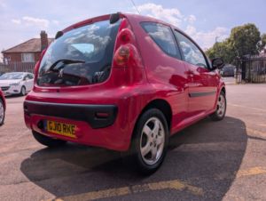2010 Peugeot 107 1.0 12v Verve in Red — image 4