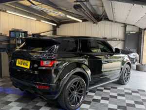 2018 Land Rover Range Rover Evoque 2.0 Td4 Hse Dynamic in Black — image 6
