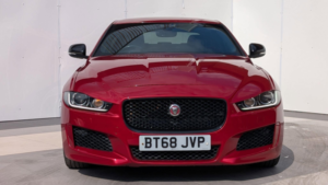 2019 Jaguar Xe 2.0d Landmark Auto Euro 6 (s/s) 4dr in Red — image 2