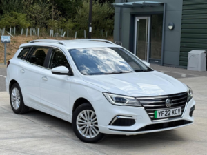2022 MG Mg5 61.1kwh Exclusive Long Range Auto 5dr in White — image 5