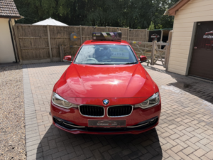 2017 BMW 3 Series 1.5 318i Sport Saloon in Red — image 2