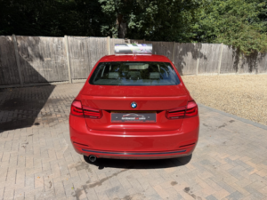 2017 BMW 3 Series 1.5 318i Sport Saloon in Red — image 6