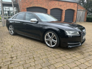 2015 Audi S8 S8 Tfsi V8 Quattro in Black — image 4