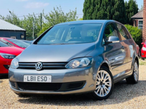 2011 Volkswagen Golf Plus 1.6 Tdi Se DSG Euro 5 5dr in Grey — image 2