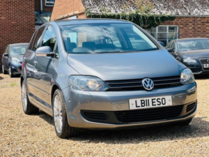 2011 Volkswagen Golf Plus 1.6 Tdi Se DSG Euro 5 5dr in Grey — image 3