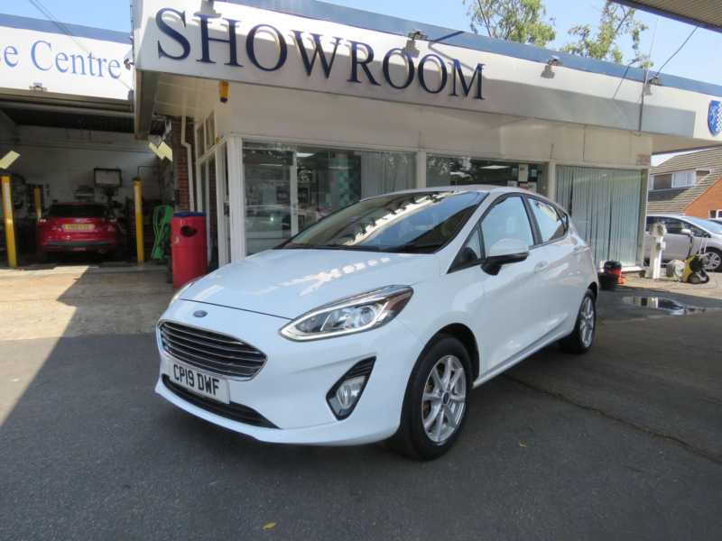 2019 Ford Fiesta 1.1 Ti-Vct Zetec Euro 6 (s/s) 5dr in White — image 1