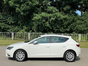 2015 SEAT Leon 1.6 Tdi Se DSG Euro 6 (s/s) 5dr in White — image 4