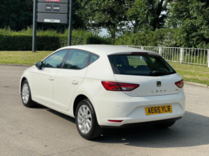 2015 SEAT Leon 1.6 Tdi Se DSG Euro 6 (s/s) 5dr in White — image 5