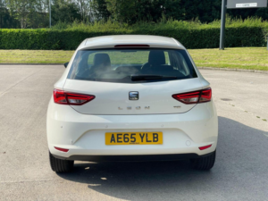 2015 SEAT Leon 1.6 Tdi Se DSG Euro 6 (s/s) 5dr in White — image 6