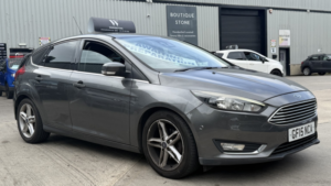 2015 Ford Focus 1.0 T Ecoboost Titanium Grey 5dr Satnav+1 Keeper+low Tax+cruise in Grey — image 3
