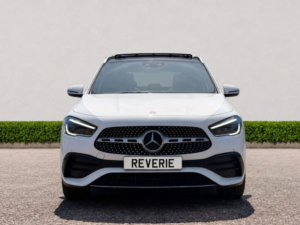 2021 Mercedes-Benz Gla 1.3 Gla200 Amg Line (premium Plus) SUV 5dr Petrol 7g-Dct Euro 6 (s/s) (163 Ps) in White — image 2