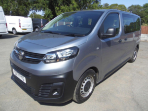 2021 Vauxhall Vivaro Life 1.5 Turbo D Edition M Swb Euro 6 (s/s) 5dr (9 Seat) in Grey — image 3