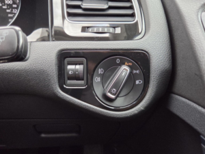 2013 Volkswagen Golf 2.0 Tdi Bluemotion Tech Gt Euro 5 (s/s) 5dr in Black — image 5