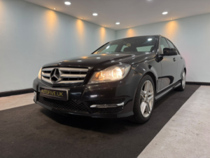 2013 Mercedes-Benz C Class 2.1 C220 Cdi Blueefficiency Amg Sport G-Tronic+ Euro 5 (s/s) 4dr in Black — image 4