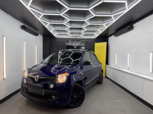 2016 Renault Twingo 1.0 Iconic Sce 70 Stop & Start in Purple — image 3