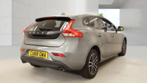 2018 Volvo V40 2.0 D2 Momentum Nav Plus Auto Euro 6 (s/s) 5dr in Grey — image 6