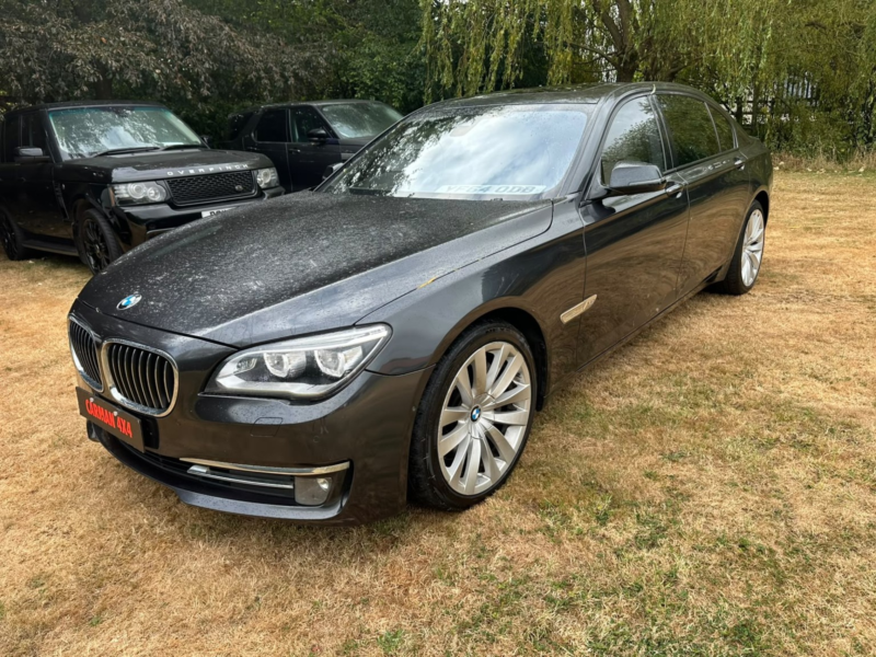 2014 BMW 7 Series 6.0 760li Se Saloon in Grey — image 1