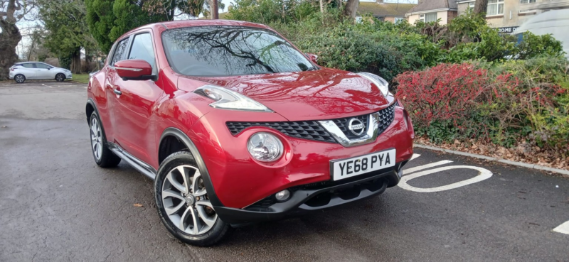 2018 Nissan Juke 1.5 Dci Tekna in Red — image 1