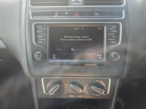 2017 Volkswagen Polo 1.2 Tsi Bluemotion Tech Match Edition Euro 6 (s/s) 5dr in Grey — image 3