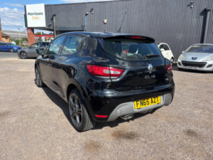2015 Renault Clio 1.5 Dci Dynamique S Medianav Euro 5 (s/s) 5dr in Black — image 2