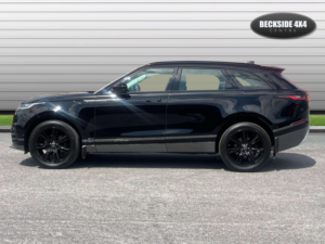 2018 Land Rover Range Rover Velar 2.0 Range Rover Velar R-Dynamic Se D180 Auto 4WD 5dr in Black — image 6