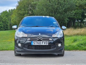 2010 Citroen Ds3 1.6 Hdi Black Euro 5 3dr in Black — image 2