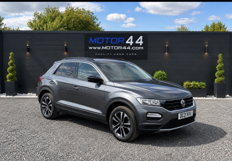2021 Volkswagen T-Roc 1.5 Tsi Evo United in Grey — image 1