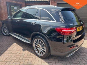 2018 Mercedes-Benz Glc 2.1 Glc250d Amg Line (premium) G-Tronic 4matic Euro 6 (s/s) 5dr in Black — image 4