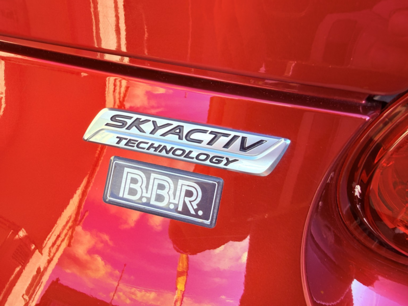 2018 Mazda Mx-5 2.0 Skyactiv-G Sport Nav+ in Red — image 1